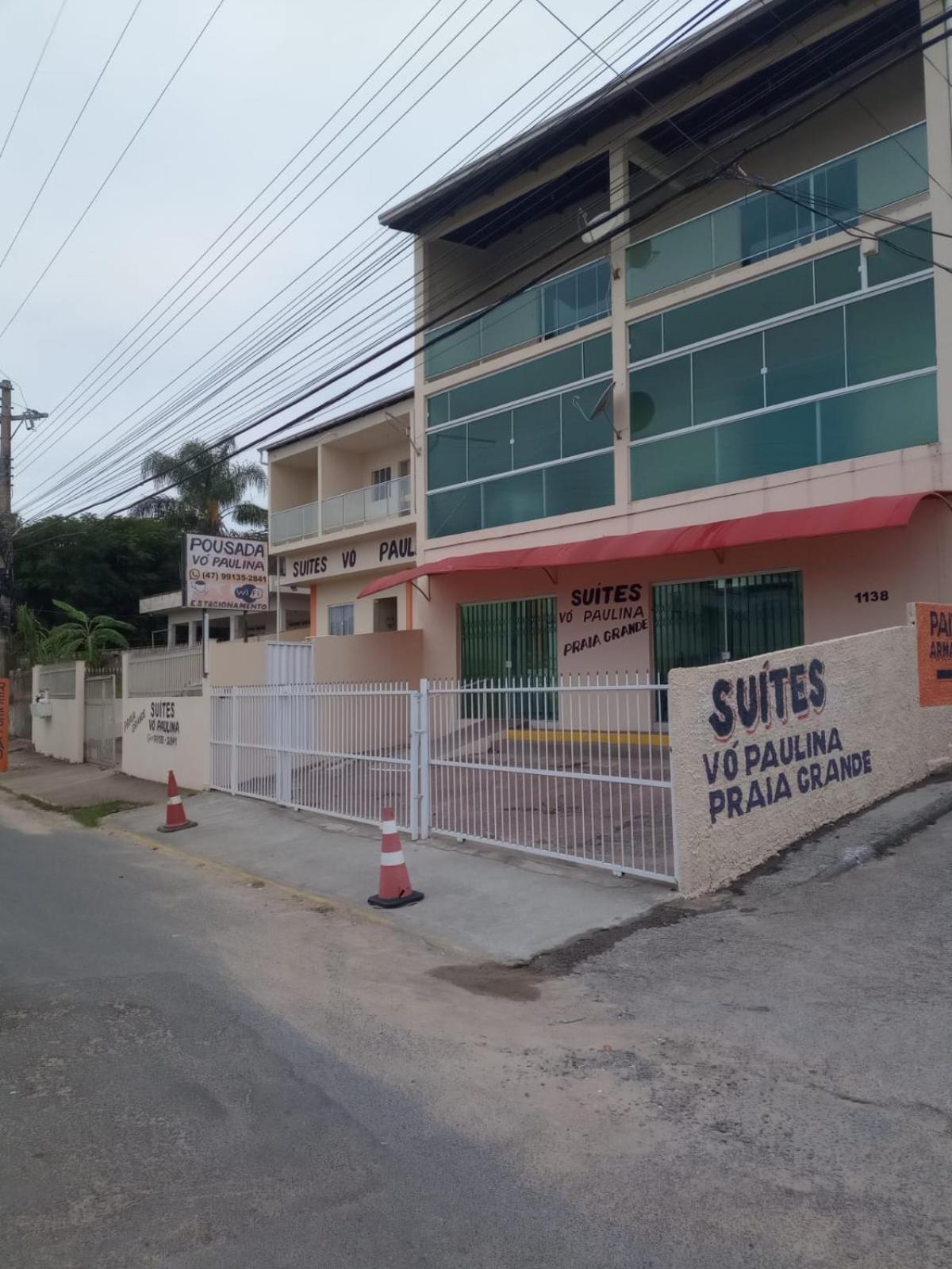 Vo Paulina Apartamentos Penha  Eksteriør bilde