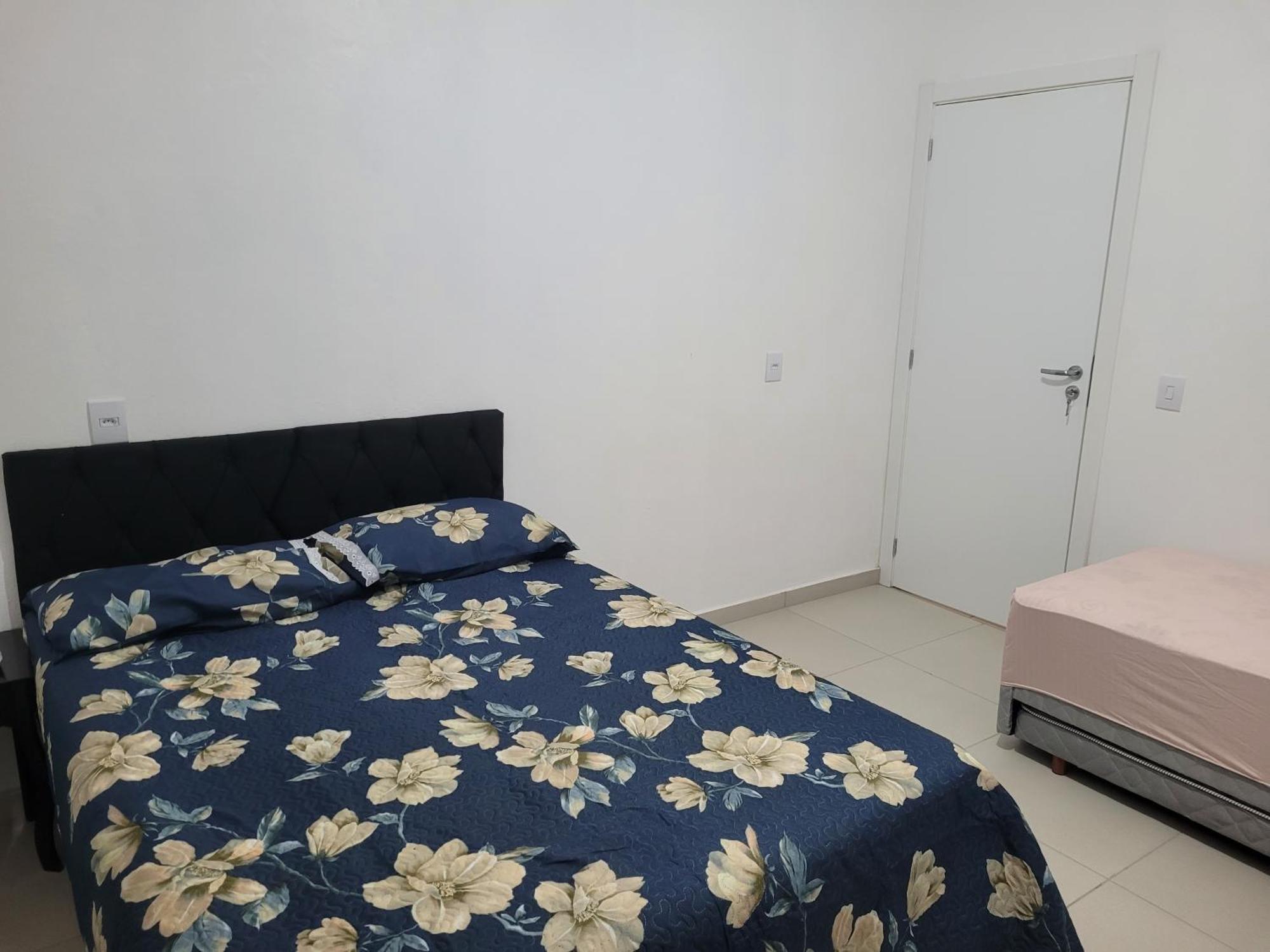 Vo Paulina Apartamentos Penha  Eksteriør bilde